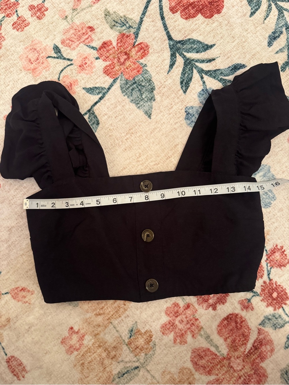 Olivaceous Black Puff Sleeve Button-Front Crop Top - Picture 4 of 5